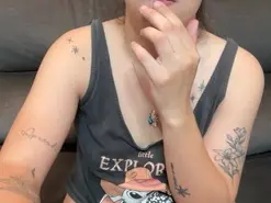 Amateur Live Sex Cam of ClaraVidal