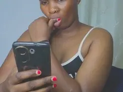 Amateur Adult Webcam of Its_Her