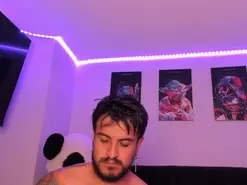 Amateur Watch Live Sex Cams of sextape_couple