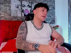 Amateur Live Sex Cam of NicolasJames_Sc