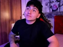 Amateur Live Sex Cam of NicolasJames_Sc