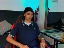 Amateur Free Porn Cam of Alan_Colthon