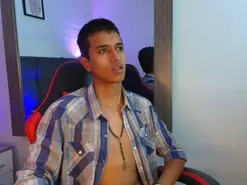 Amateur Adult Webcams of Alan_Colthon