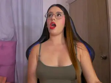 Bongacams Free Porn Cam of parisshayk