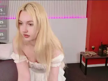 Bongacams Private Sex Chat of LillyEyess
