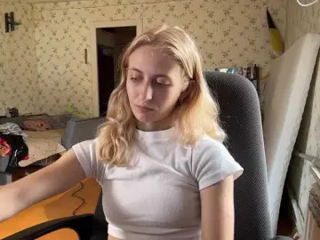 Bongacams Watch Live Sex Cams of LavadaMalle