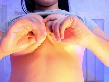 Bongacams Best Webcam of LyaDubois