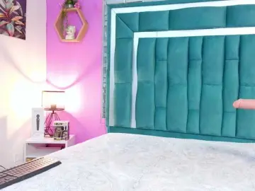 Bongacams Watch Live Sex Cams of VALERYANDERSON