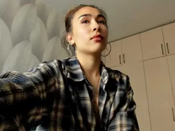Bongacams Nude Webcam of Bambiiiii