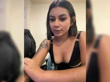 Bongacams Sex Chat of Alyssa-Ray