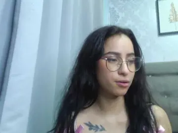 Bongacams Watch Live Sex Cams of alanamartinez