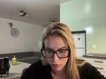 Bongacams Sex Chat of JenevaOcana