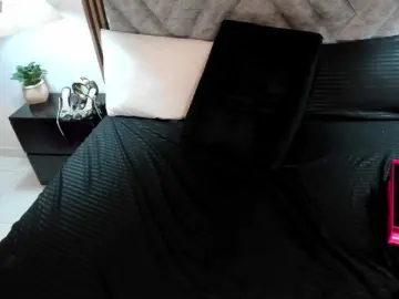 Bongacams Watch Live Sex Cams of KenndraRose