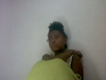 Bongacams Watch Live Sex Cams of mmelodie