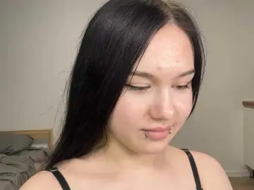 Bongacams Free Live Porn of DiaphanousDream