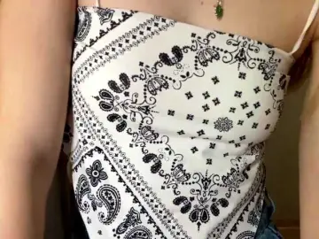 Bongacams Free Live Porn of PinkPetal