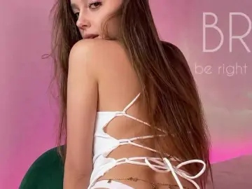 Bongacams Adult Video Chat of MaybeBabeTV