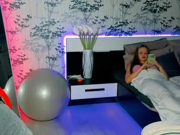 Bongacams Live Sex Cam of LoveAndSex24