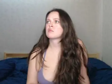 Bongacams Watch Live Sex Cams of Gummy7bears