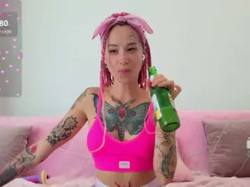 Bongacams Watch Live Sex Cams of Anuskatz
