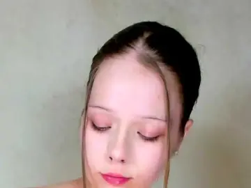 Bongacams Free Live Porn of MelMooon