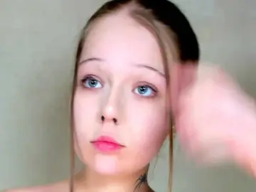 Bongacams Free Porn Cam of MelMooon