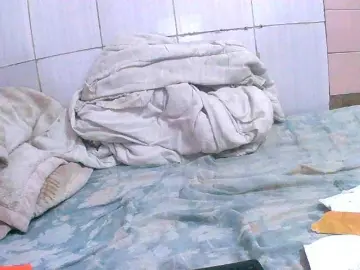 Bongacams Watch Live Sex Cams of Carennehot2