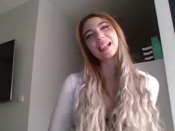 Bongacams Adult Webcam of LilyHot