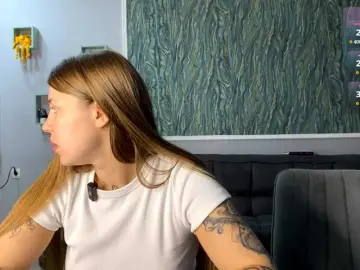 Bongacams Private Sex Chat of Naughty-Mailey