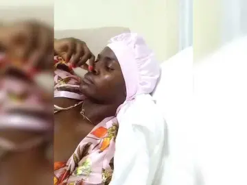 Bongacams Free Live Porn of Misscreamerr