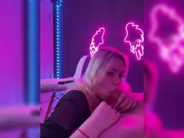 Bongacams Live Sex Cam of James-Eva0