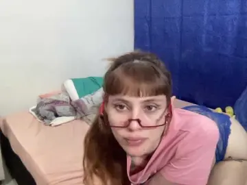 Bongacams Live Sex of RevySadashiTrue