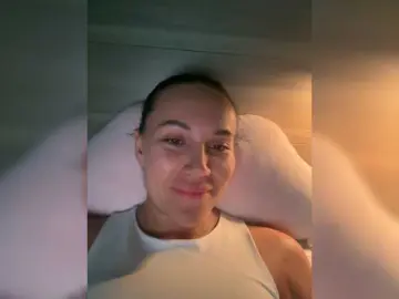 Bongacams Sex Cam of QWEENII