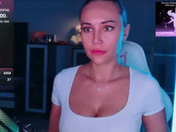 Bongacams Sex Chat of QWEENII