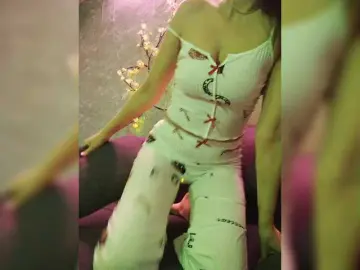 Bongacams Adult Video Chat of SexyKitty75-1