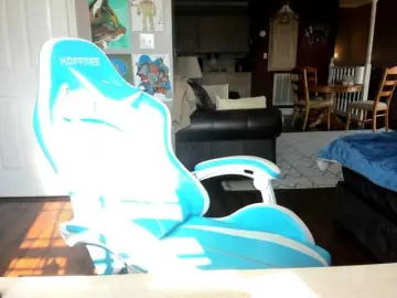 Bongacams Live Sex Cam of blueeyedzaya-sexy