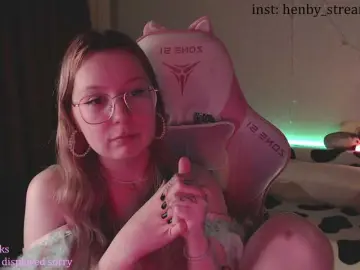 Bongacams Live Porn of henby-streams