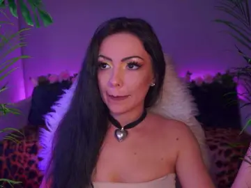 Bongacams Watch Live Sex Cams of LADYCharmer