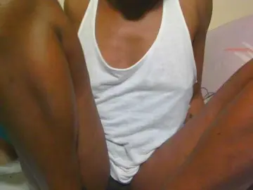 Bongacams Sex Cam of Midnightwhisper01