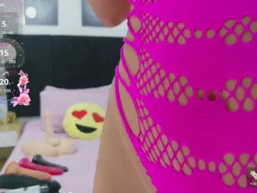 Bongacams Sex Chat of cutepetitee