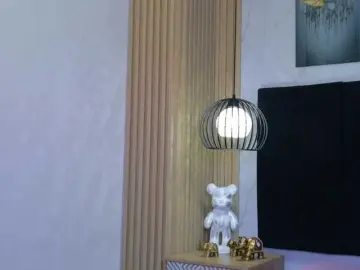 Bongacams Free Porn Cam of cutepetitee