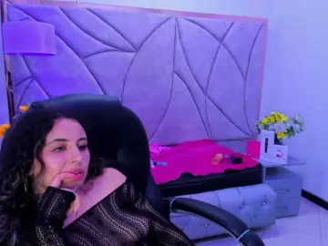 Bongacams Free Porn Cam of tinylove