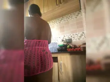 Bongacams Nude Webcam of CharmingAura2