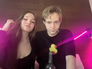 Bongacams Free Porn Cam of titsDestroy2007