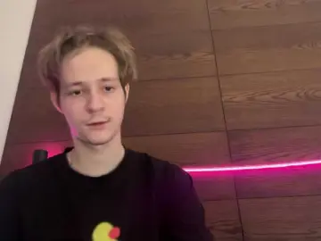 Bongacams Live Sex Cam of titsDestroy2007