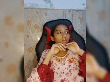 Bongacams Sex Cam of AlinaPopy