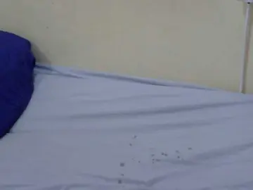 Bongacams Sex Cam of Slimpussyy