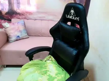 Bongacams Free Live Porn of mia18xxx