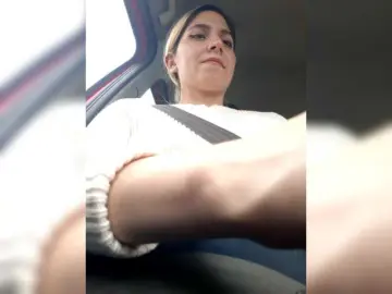 Bongacams Watch Live Sex Cams of LittleSammy