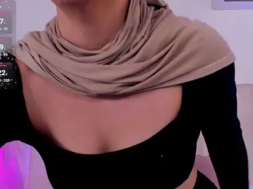 Bongacams Sex Cam of amira-s